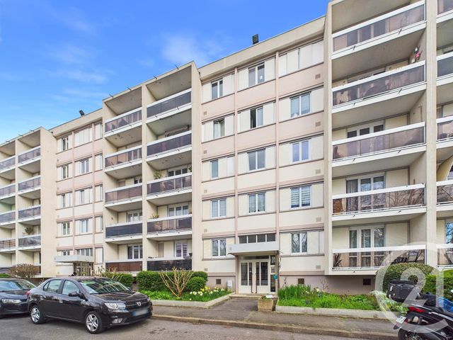 Appartement F3 &agrave; vendre - 3 pi&egrave;ces - 61,60 m2 - Ste Genevieve Des Bois - 91 - ILE-DE-FRANCE