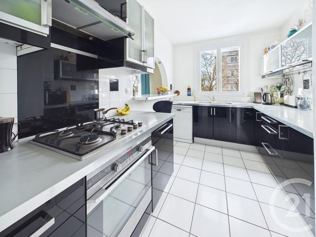 Appartement F3 &agrave; vendre - 3 pi&egrave;ces - 61,60 m2 - Ste Genevieve Des Bois - 91 - ILE-DE-FRANCE