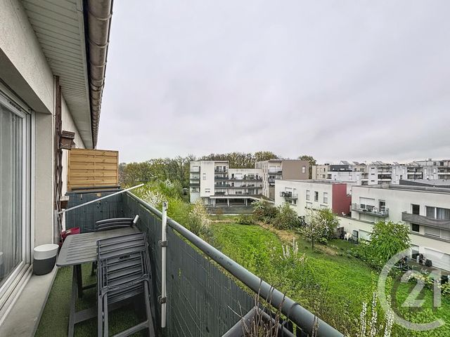 Appartement F2 &agrave; vendre - 2 pi&egrave;ces - 43,70 m2 - Ste Genevieve Des Bois - 91 - ILE-DE-FRANCE