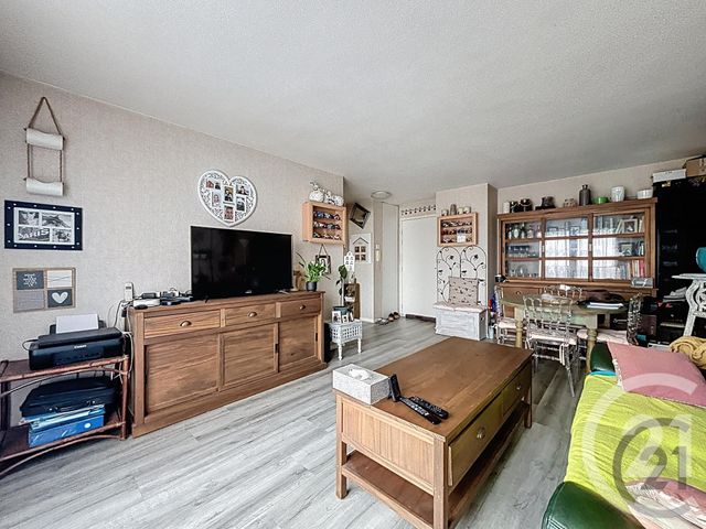 Appartement F2 à vendre STE GENEVIEVE DES BOIS
