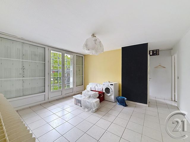 Appartement F4 &agrave; vendre - 4 pi&egrave;ces - 68,94 m2 - Ste Genevieve Des Bois - 91 - ILE-DE-FRANCE