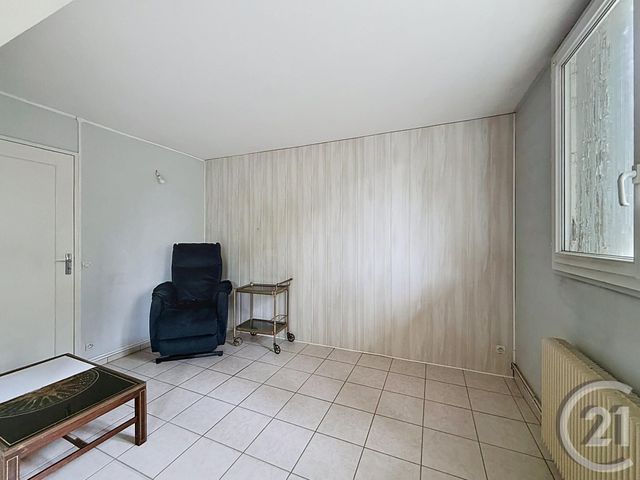 Appartement F4 &agrave; vendre - 4 pi&egrave;ces - 68,94 m2 - Ste Genevieve Des Bois - 91 - ILE-DE-FRANCE
