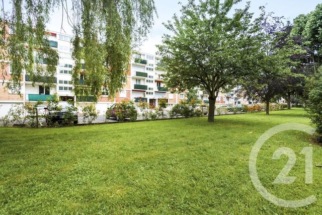 Appartement F4 &agrave; vendre - 4 pi&egrave;ces - 68,94 m2 - Ste Genevieve Des Bois - 91 - ILE-DE-FRANCE