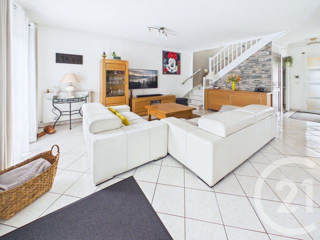 Maison &agrave; vendre - 6 pi&egrave;ces - 122 m2 - Ste Genevieve Des Bois - 91 - ILE-DE-FRANCE