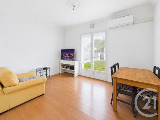 Maison &agrave; vendre - 2 pi&egrave;ces - 39 m2 - Ste Genevieve Des Bois - 91 - ILE-DE-FRANCE