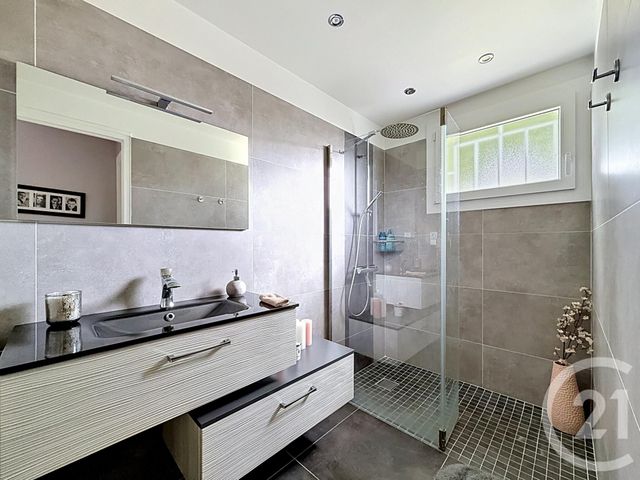 Maison &agrave; vendre - 9 pi&egrave;ces - 175,03 m2 - Ste Genevieve Des Bois - 91 - ILE-DE-FRANCE