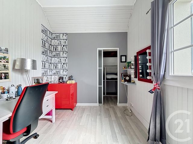 Maison &agrave; vendre - 9 pi&egrave;ces - 175,03 m2 - Ste Genevieve Des Bois - 91 - ILE-DE-FRANCE