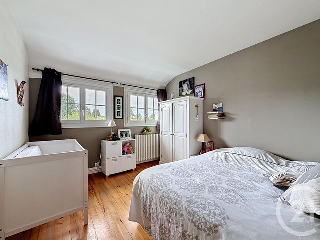 Maison &agrave; vendre - 9 pi&egrave;ces - 175,03 m2 - Ste Genevieve Des Bois - 91 - ILE-DE-FRANCE