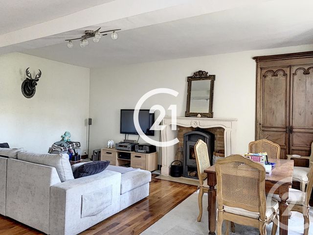 Maison à vendre - 4 pièces - 196 m2 - Louzac St Andre - 16 - POITOU-CHARENTES