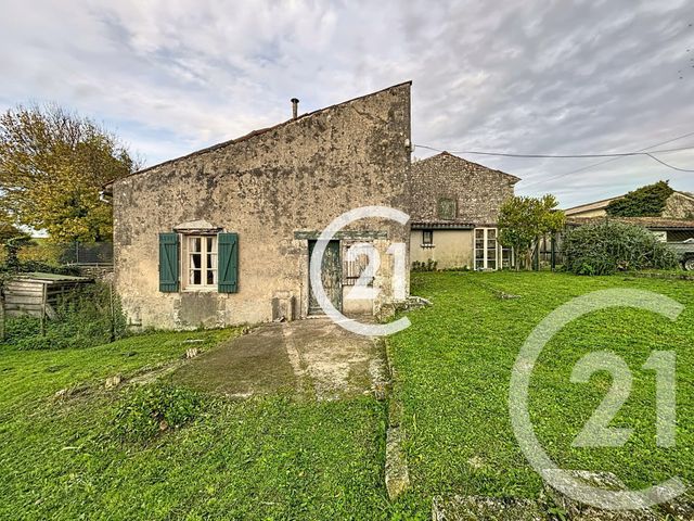 Maison &agrave; vendre - 5 pi&egrave;ces - 100 m2 - Salles D Angles - 16 - POITOU-CHARENTES