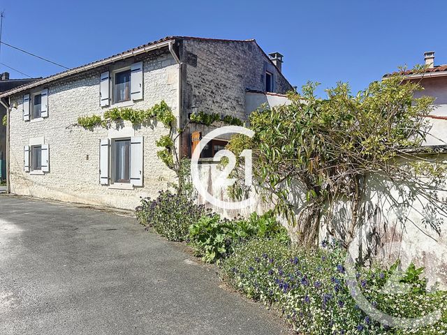 Maison à vendre - 8 pièces - 168 m2 - Brives Sur Charente - 17 - POITOU-CHARENTES