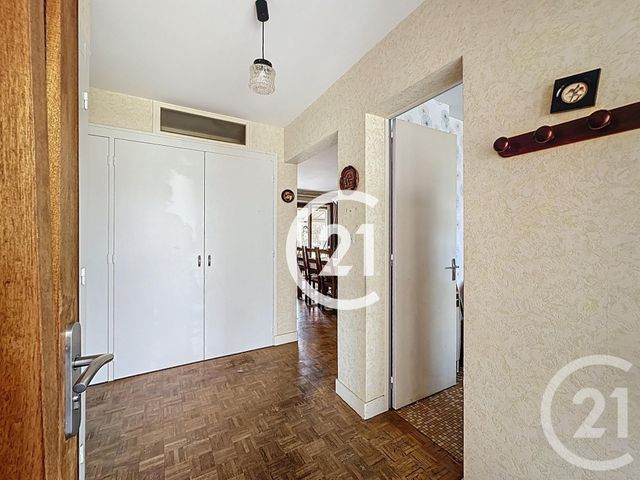 Maison à vendre - 5 pièces - 85,20 m2 - Chateaubernard - 16 - POITOU-CHARENTES