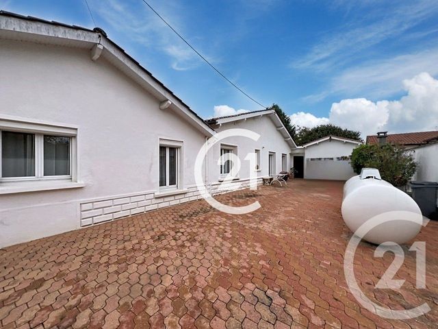 maison - CHERVES RICHEMONT - 16