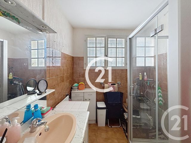 Maison à vendre - 3 pièces - 125 m2 - Cognac - 16 - POITOU-CHARENTES