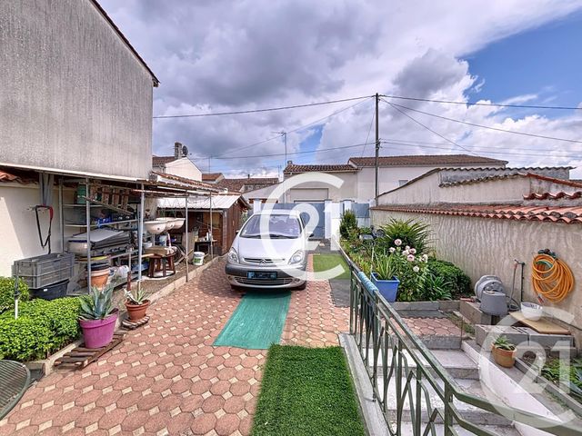 Maison à vendre - 3 pièces - 125 m2 - Cognac - 16 - POITOU-CHARENTES