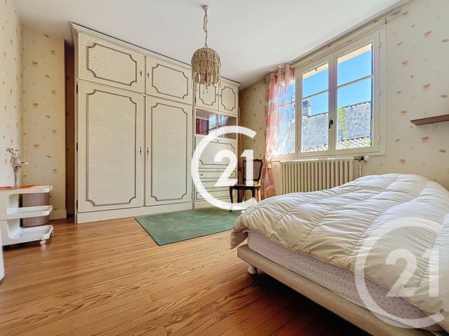 Maison à vendre - 5 pièces - 151 m2 - Cognac - 16 - POITOU-CHARENTES