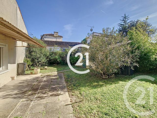 Maison à vendre - 5 pièces - 110 m2 - Chateaubernard - 16 - POITOU-CHARENTES