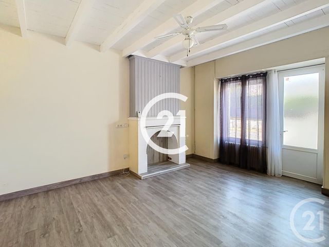 Maison à vendre - 5 pièces - 110 m2 - Chateaubernard - 16 - POITOU-CHARENTES