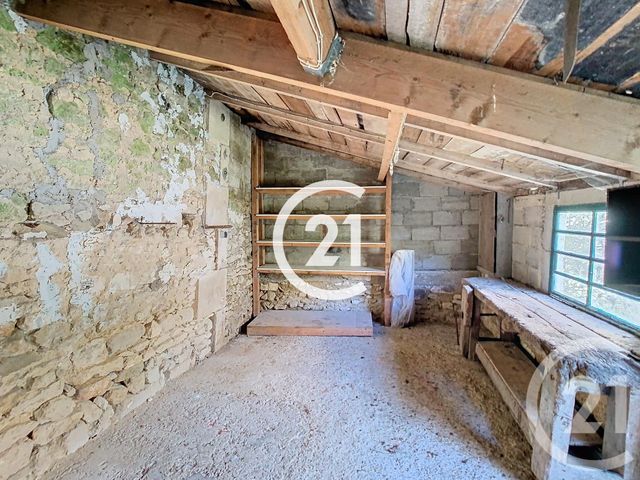 Maison à vendre - 5 pièces - 110 m2 - Chateaubernard - 16 - POITOU-CHARENTES