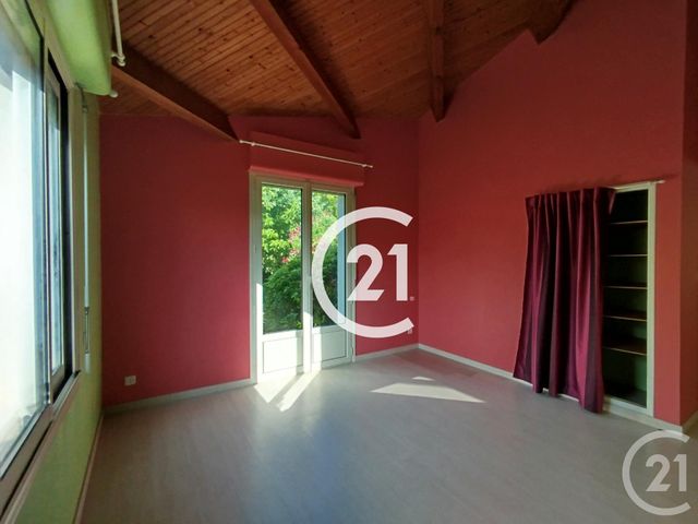 Maison à vendre - 6 pièces - 188 m2 - Boutiers St Trojan - 16 - POITOU-CHARENTES