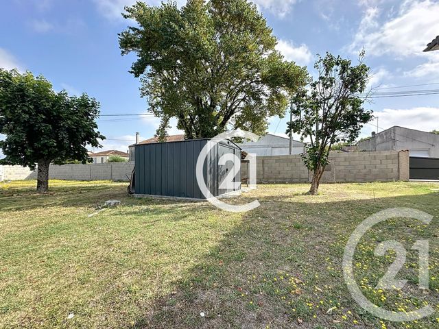 Maison à vendre - 6 pièces - 174 m2 - Chateaubernard - 16 - POITOU-CHARENTES