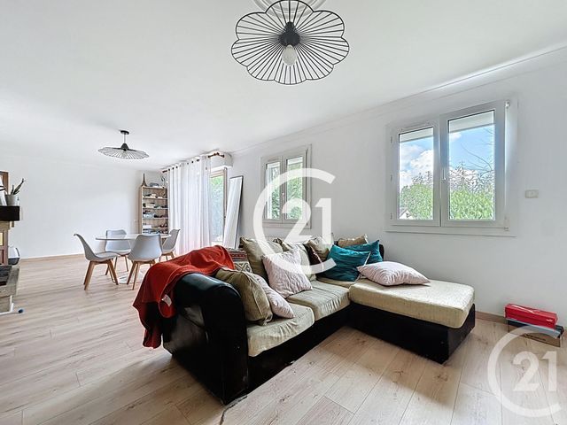 Maison à vendre - 4 pièces - 109 m2 - Chateaubernard - 16 - POITOU-CHARENTES