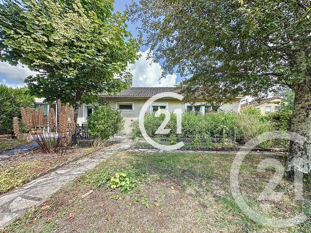 Maison à vendre - 4 pièces - 109 m2 - Chateaubernard - 16 - POITOU-CHARENTES