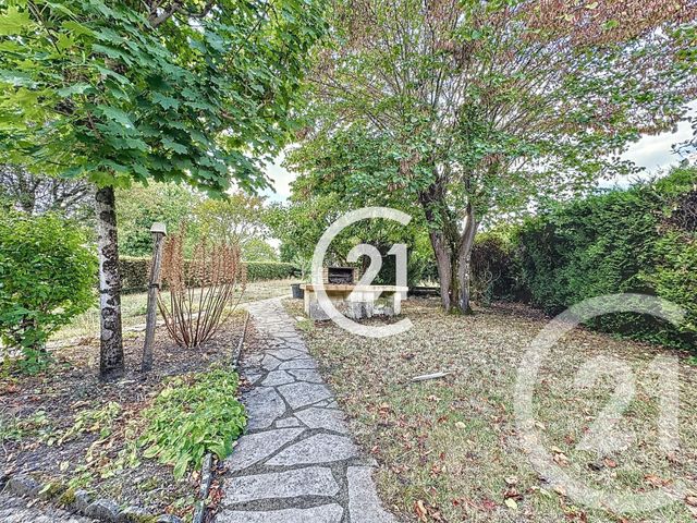 Maison à vendre - 4 pièces - 109 m2 - Chateaubernard - 16 - POITOU-CHARENTES