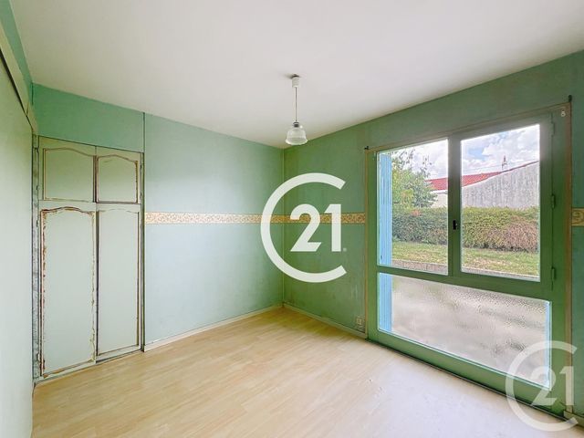 Maison à vendre - 5 pièces - 82 m2 - Cherves Richemont - 16 - POITOU-CHARENTES