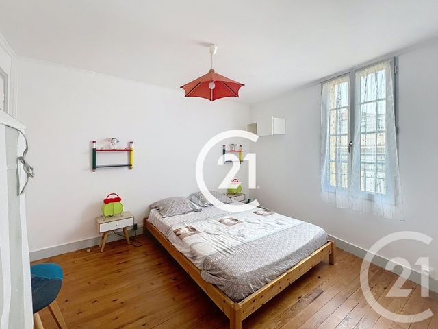 Maison à louer - 5 pièces - 118 m2 - Cognac - 16 - POITOU-CHARENTES