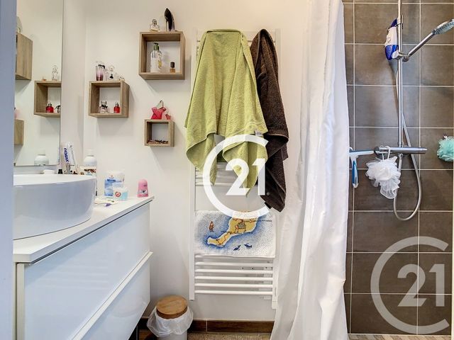 Maison &agrave; vendre - 4 pi&egrave;ces - 106 m2 - Germignac - 17 - POITOU-CHARENTES