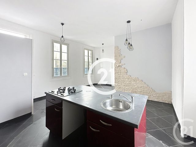 Maison à louer - 3 pièces - 95 m2 - Cognac - 16 - POITOU-CHARENTES