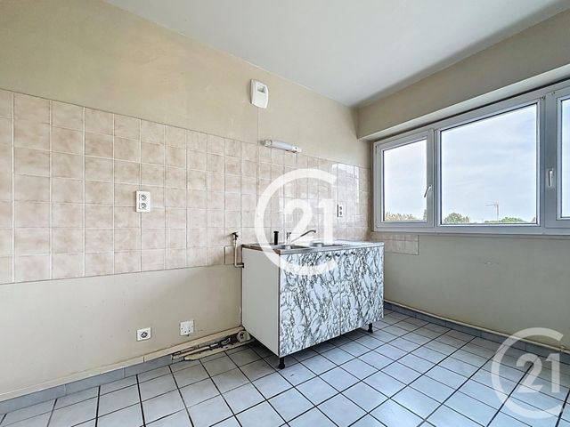 Appartement T4 à vendre - 4 pièces - 84,50 m2 - Cognac - 16 - POITOU-CHARENTES