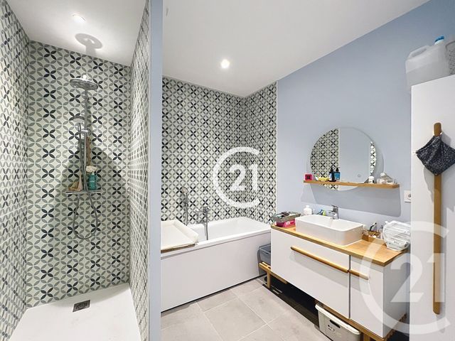 Maison &agrave; vendre - 5 pi&egrave;ces - 129 m2 - Merpins - 16 - POITOU-CHARENTES