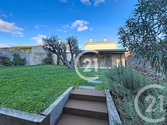 Maison à louer - 5 pièces - 143 m2 - Cognac - 16 - POITOU-CHARENTES