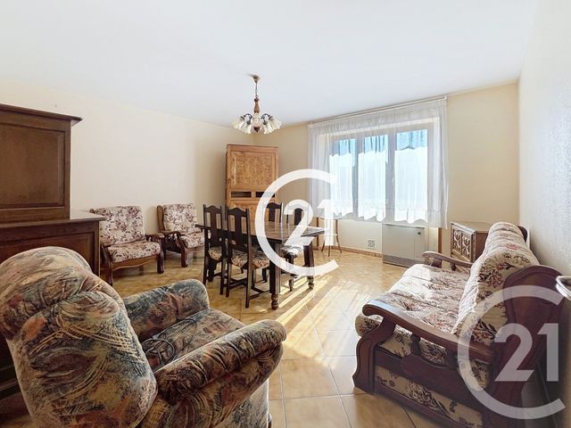 Maison à vendre - 3 pièces - 122 m2 - Chateaubernard - 16 - POITOU-CHARENTES