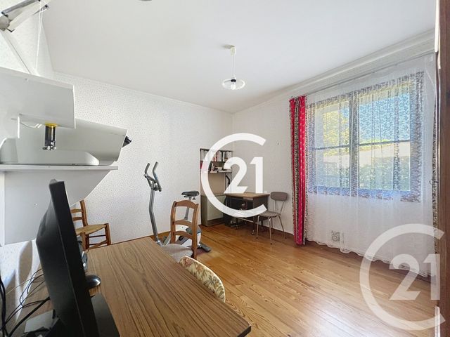 Maison à vendre - 3 pièces - 122 m2 - Chateaubernard - 16 - POITOU-CHARENTES