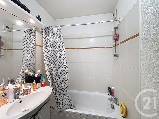 Appartement F2 à vendre - 2 pièces - 37 m2 - Cognac - 16 - POITOU-CHARENTES