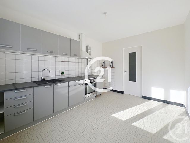 Maison à louer - 3 pièces - 99 m2 - Cognac - 16 - POITOU-CHARENTES