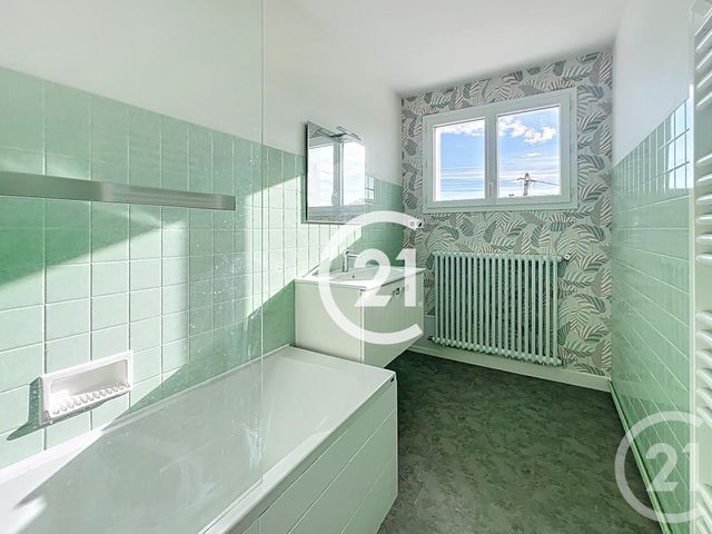 Maison à louer - 3 pièces - 99 m2 - Cognac - 16 - POITOU-CHARENTES