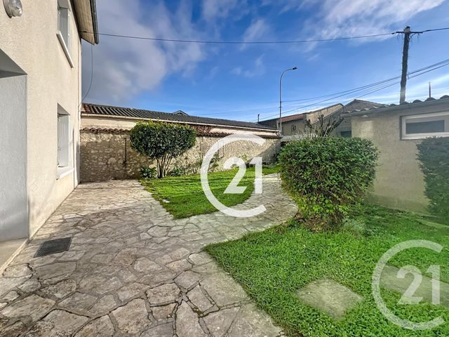 Maison à louer - 3 pièces - 99 m2 - Cognac - 16 - POITOU-CHARENTES