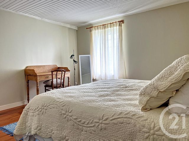 Maison à louer - 5 pièces - 166 m2 - St Laurent De Cognac - 16 - POITOU-CHARENTES