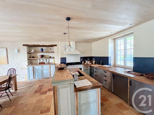 Maison à louer - 5 pièces - 166 m2 - St Laurent De Cognac - 16 - POITOU-CHARENTES