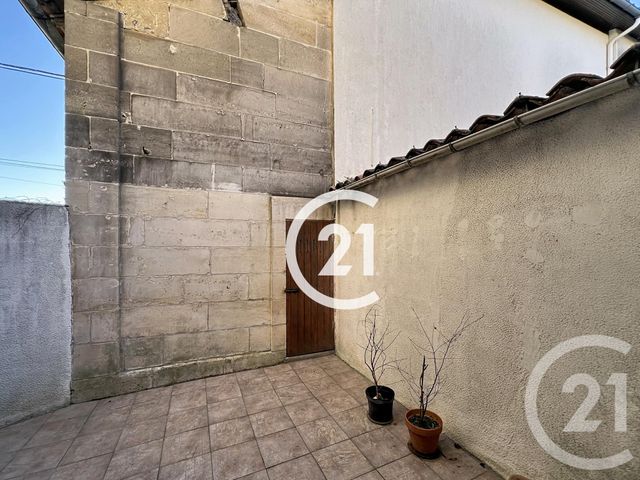 Maison &agrave; vendre - 3 pi&egrave;ces - 72 m2 - Cognac - 16 - POITOU-CHARENTES