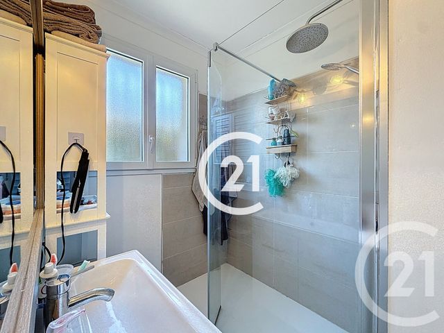 Maison &agrave; vendre - 4 pi&egrave;ces - 73 m2 - Chateaubernard - 16 - POITOU-CHARENTES