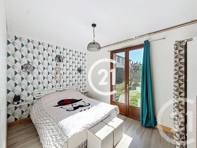 Maison &agrave; vendre - 4 pi&egrave;ces - 73 m2 - Chateaubernard - 16 - POITOU-CHARENTES