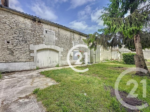 Maison &agrave; vendre - 4 pi&egrave;ces - 186,50 m2 - Ars - 16 - POITOU-CHARENTES