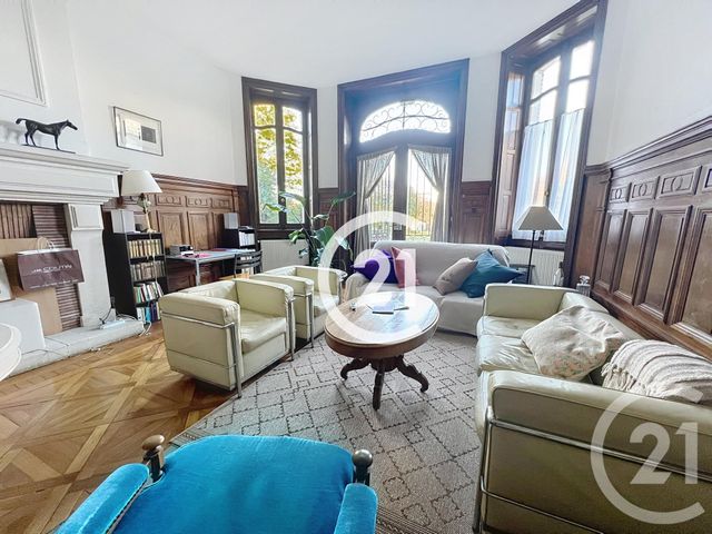 Appartement F3 &agrave; louer - 3 pi&egrave;ces - 109 m2 - Cognac - 16 - POITOU-CHARENTES