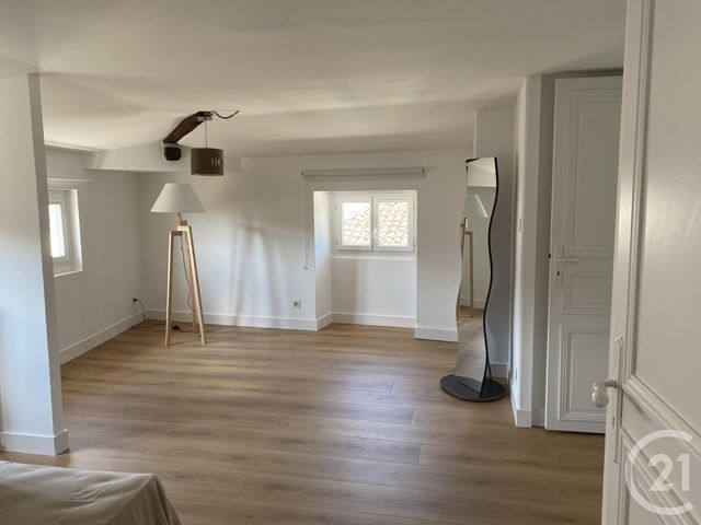 Maison &agrave; louer - 3 pi&egrave;ces - 81 m2 - Cognac - 16 - POITOU-CHARENTES