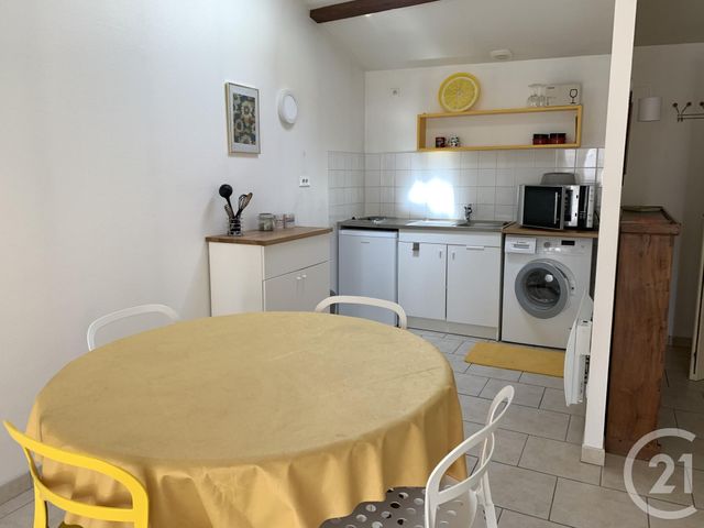 Appartement T2 &agrave; louer - 2 pi&egrave;ces - 40 m2 - Cognac - 16 - POITOU-CHARENTES
